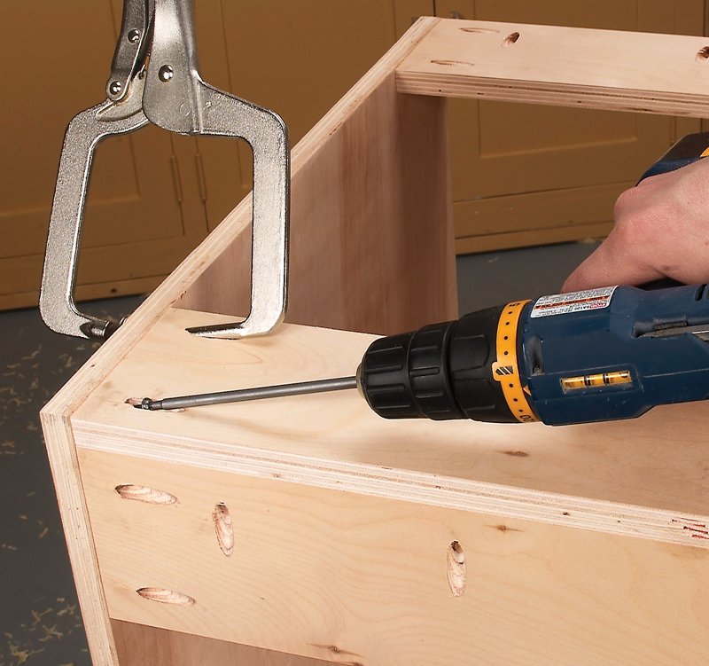 AW Extra 7/5/12 - Tips for Building Cabinets with Pocket-Hole Joinery