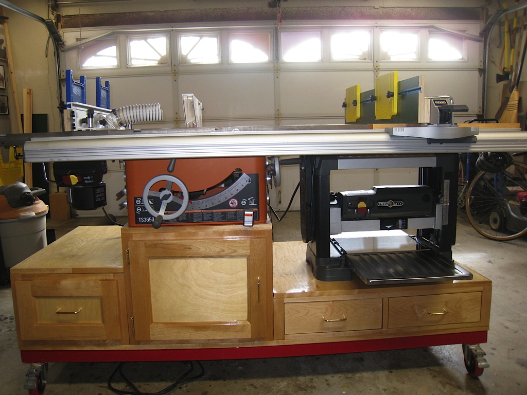Self containted tablesaw, router and planer workstation - Popular 