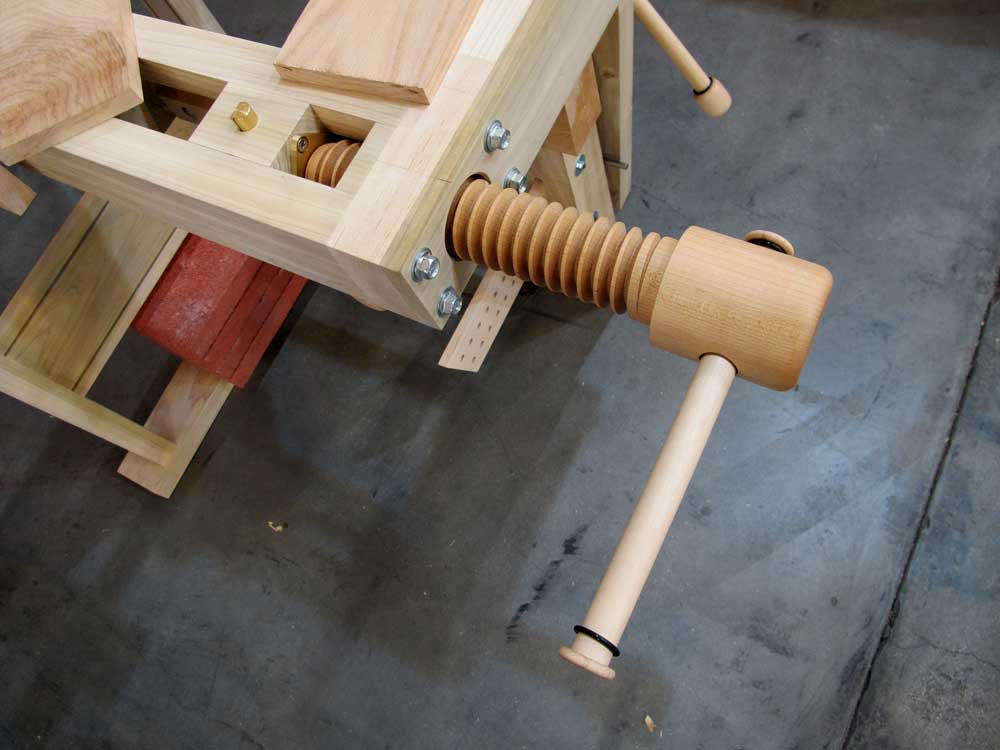 lake erie toolworks showed off a new wooden vise screw kit at 