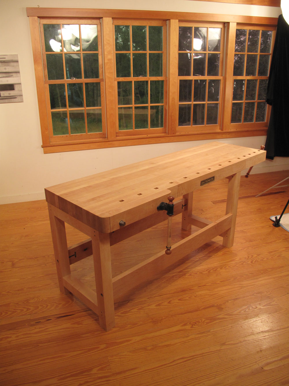 New Workbench from Lie-Nielsen Toolworks - Popular ...