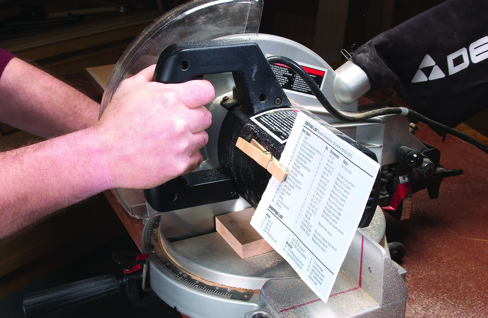 Workshop Tips: Clothespin Holder