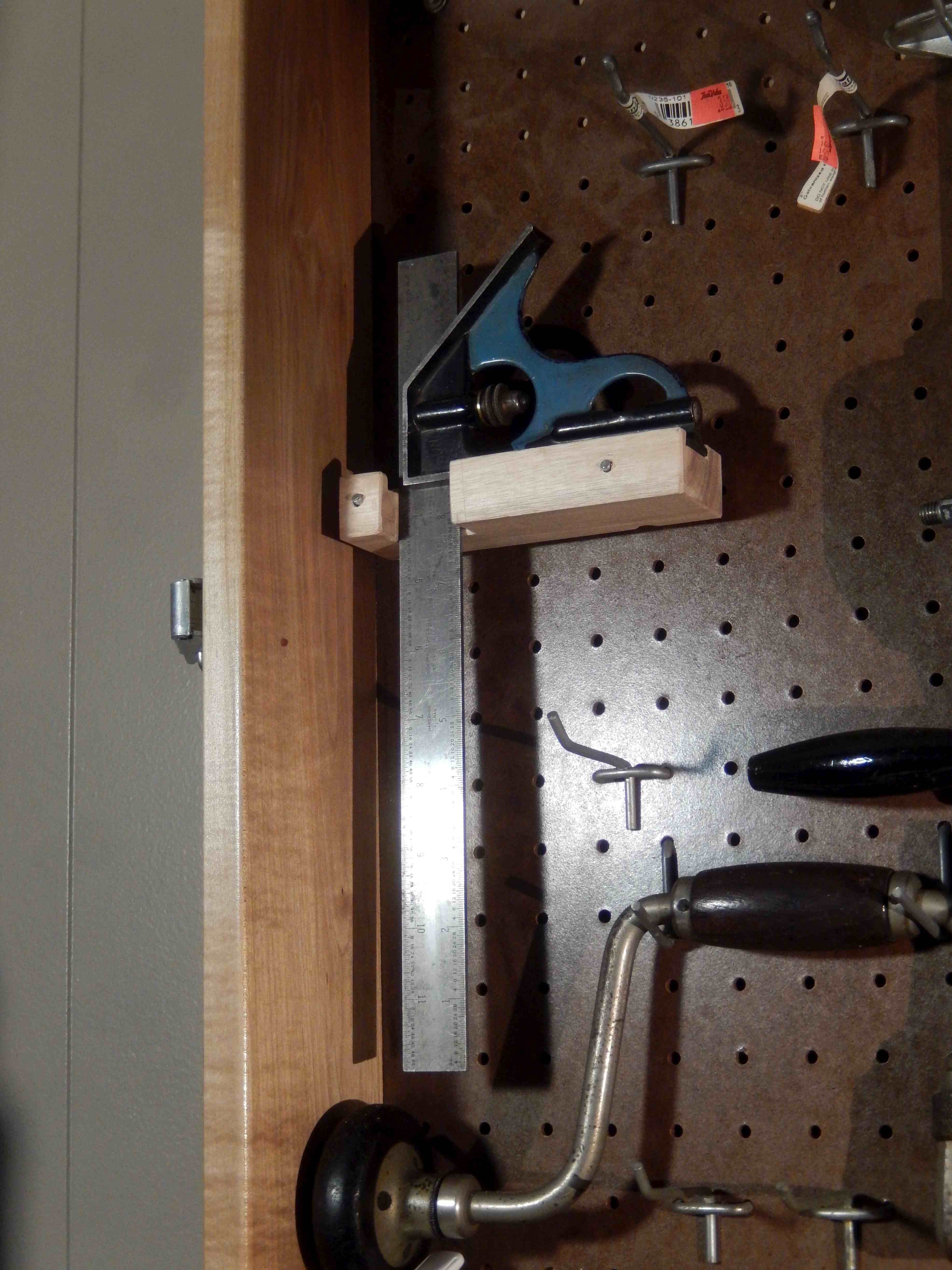 A cradle for a Combination Square