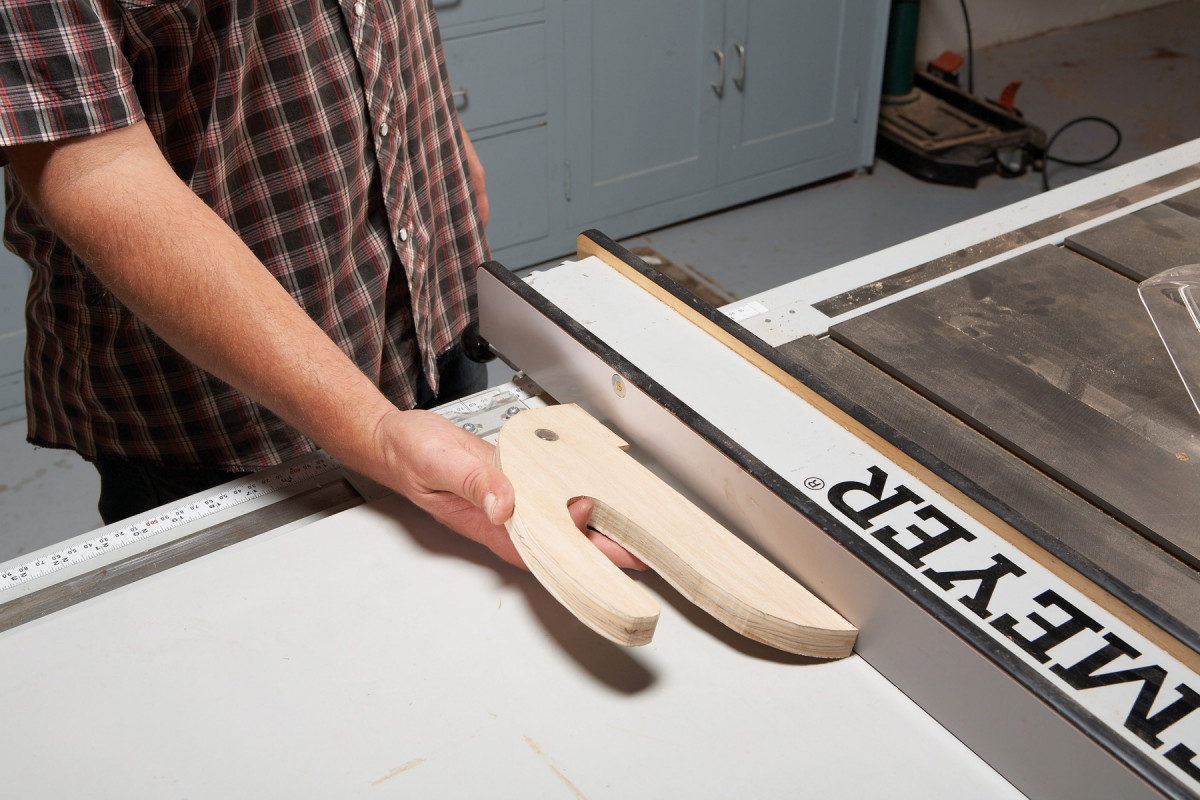 Never-Lost Push Stick