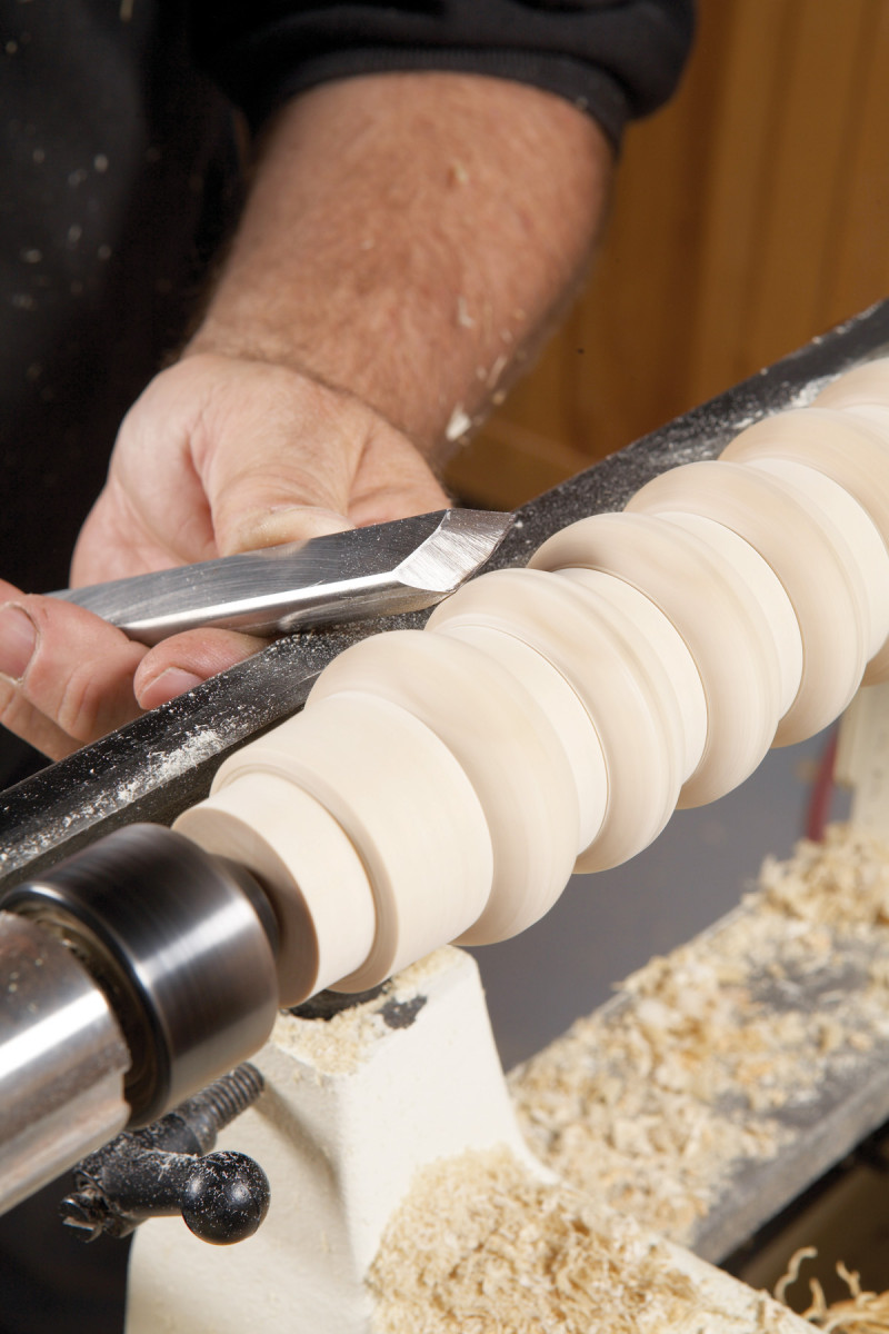 Rolling Cuts with a Skew Chisel