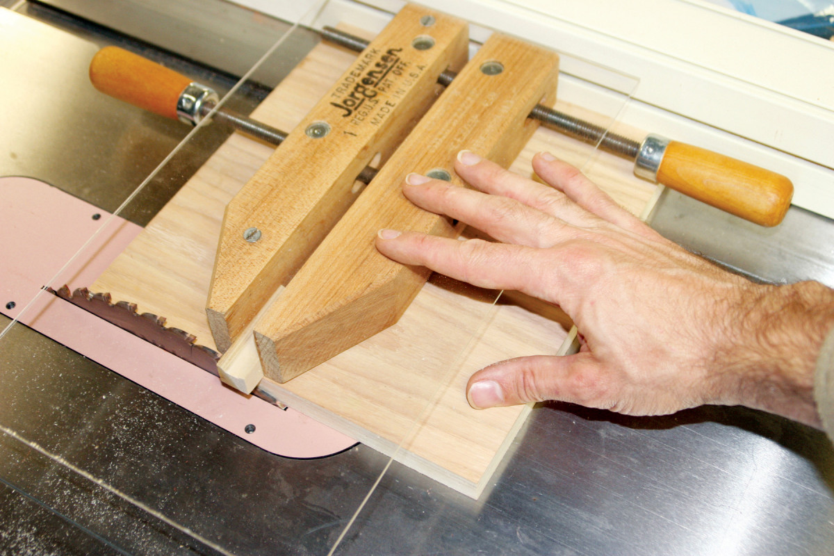 Tablesaw Finger Saver