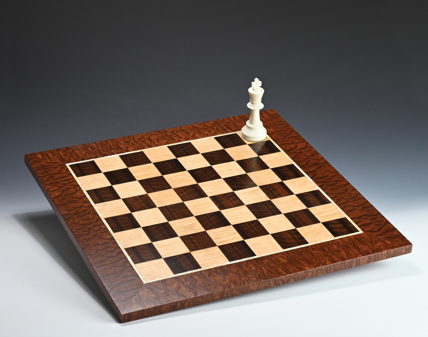 Build a Veneered Chessboard