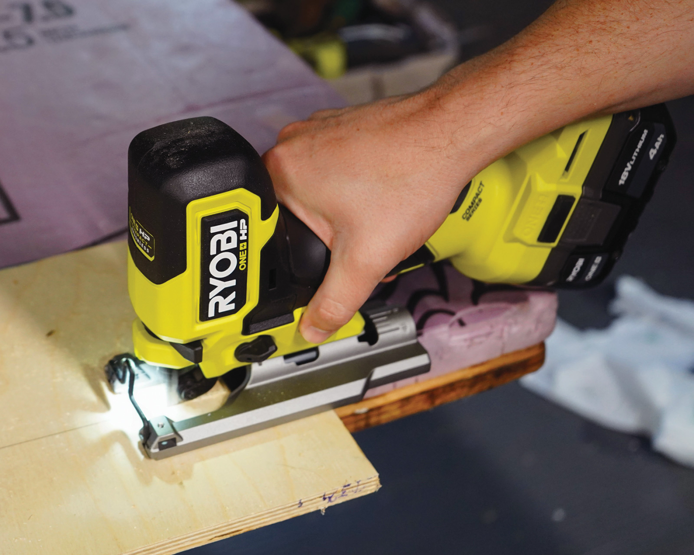 Ryobi Compact Barrel Grip Jigsaw Review