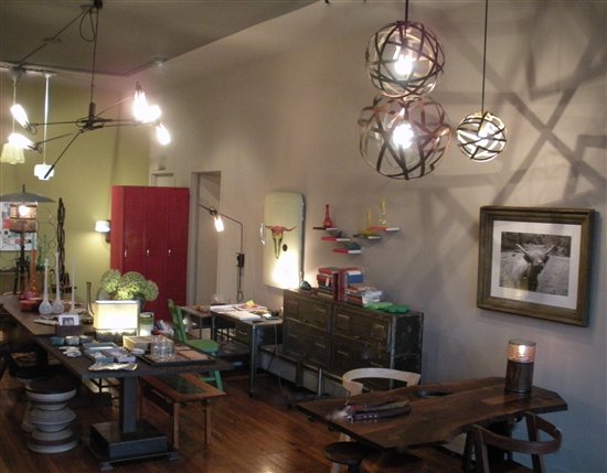 From how to get started with hand tools to mastering (and super-tuning) your handplane, this exclusive value pack has it all. Learn everything from designing and building a proper tool chest to sharpening a saw, to cutting a huge array of joints. Get top-notch instruction in sharpening, chisels, awls, marking knives, spokeshaves, planes and