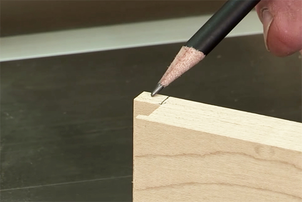 Video: Sturdy Drawer Joint on a Table Saw