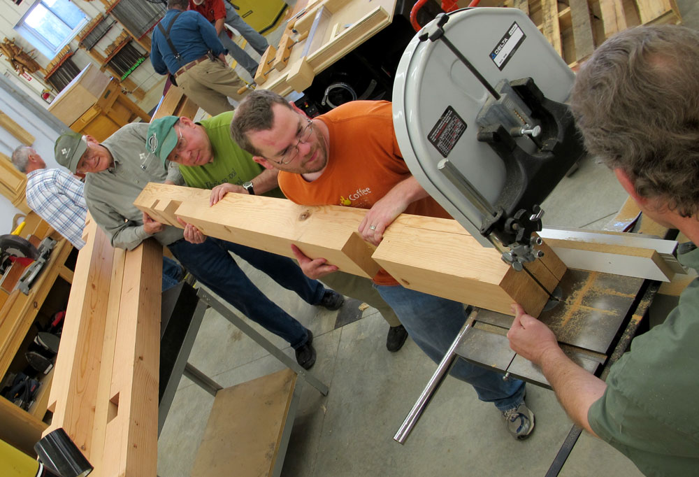 Build a Hand-tool Bench With Power Tools? Yup.