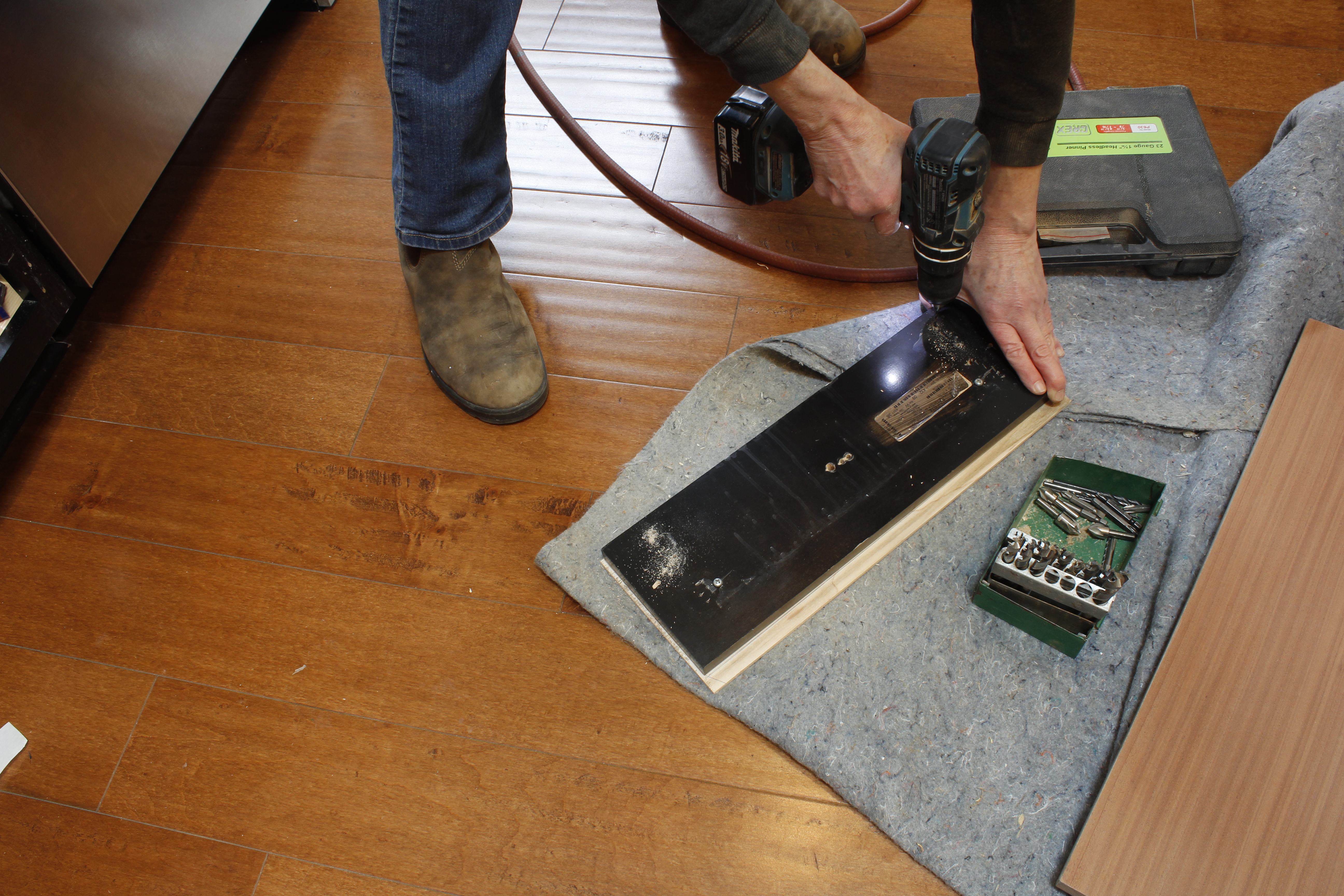 refacing kitchen cabinets