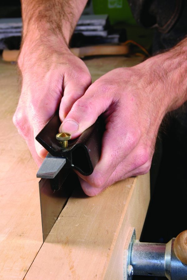 A Better Way to Sharpen Scrapers Popular Woodworking