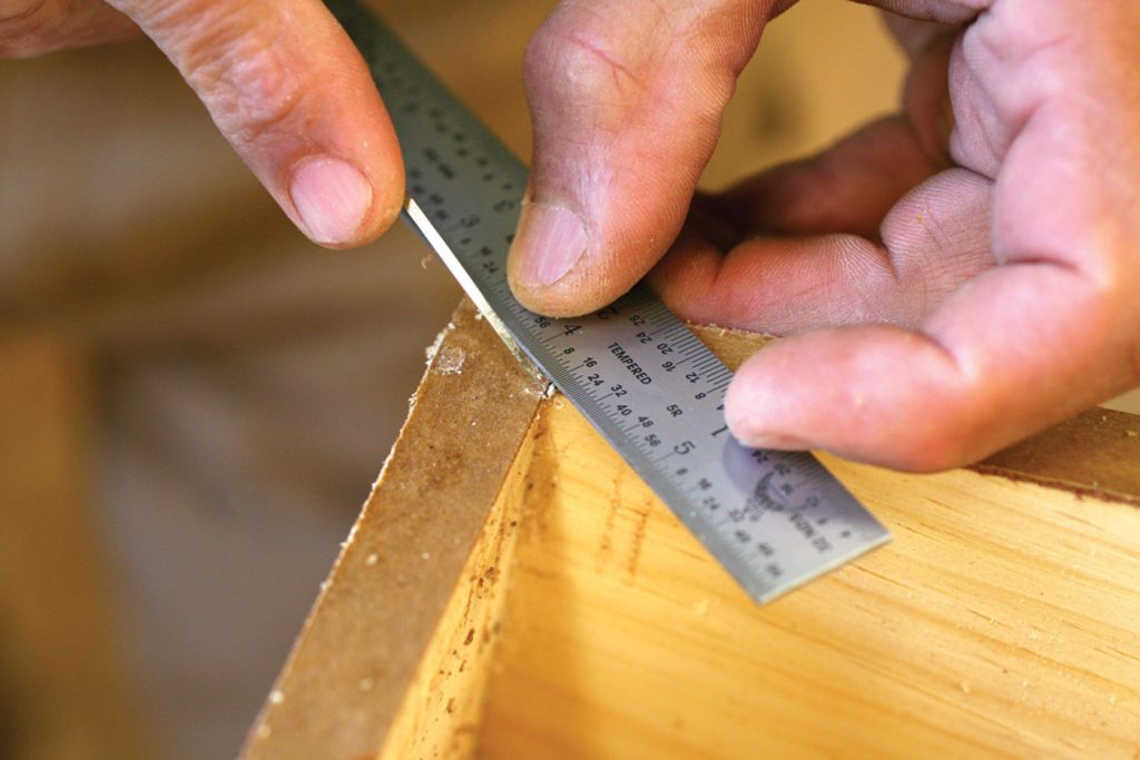 Traditional Hide Glue Veneering Popular Woodworking