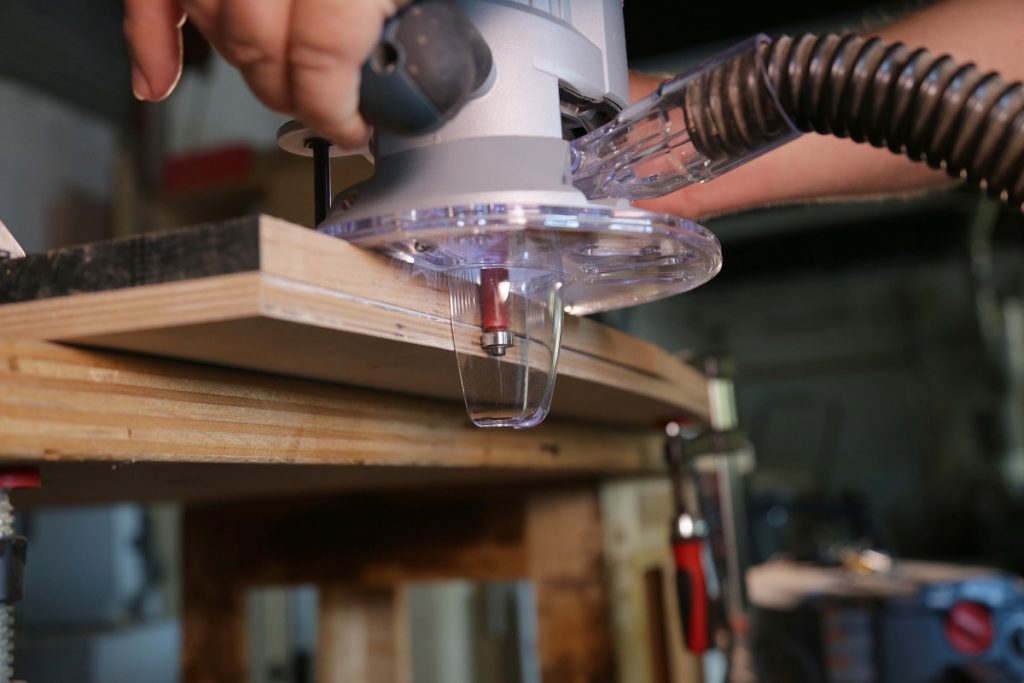 Oneida DustFree Router Hood Popular Woodworking