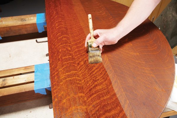 Restore a Round Oak Table | Popular Woodworking