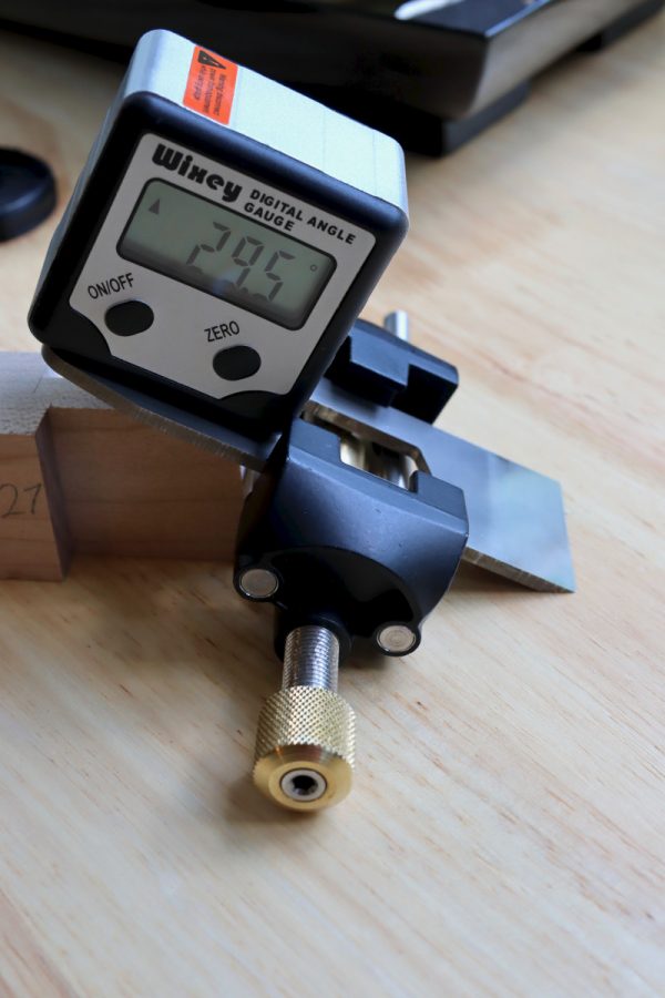 Veritas SideClamping Honing Guide Review Popular Woodworking