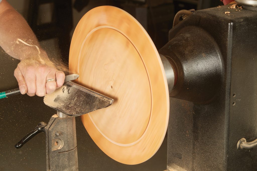 Carved Rim Bowl | Popular Woodworking