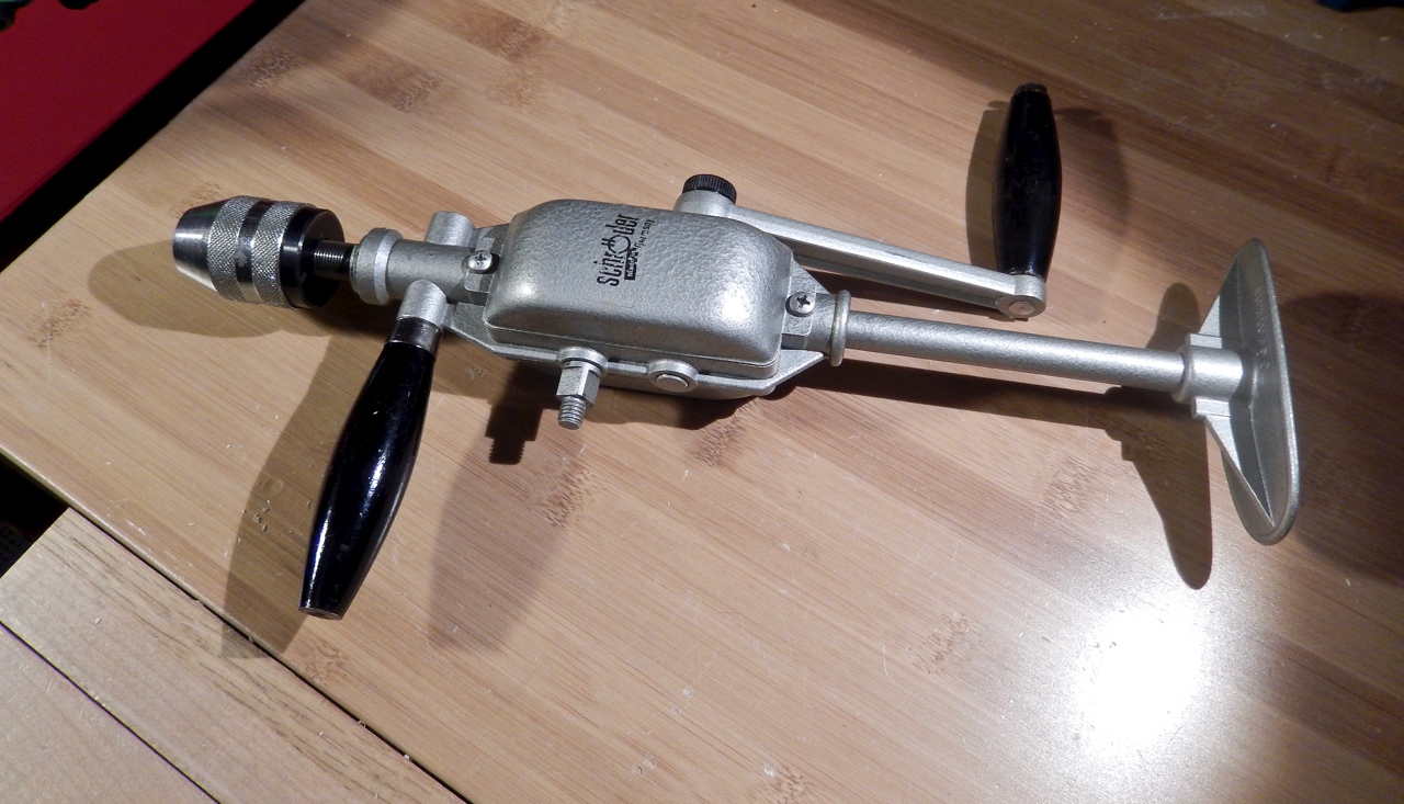 Hand-Crank Egg Beater - Lee Valley Tools