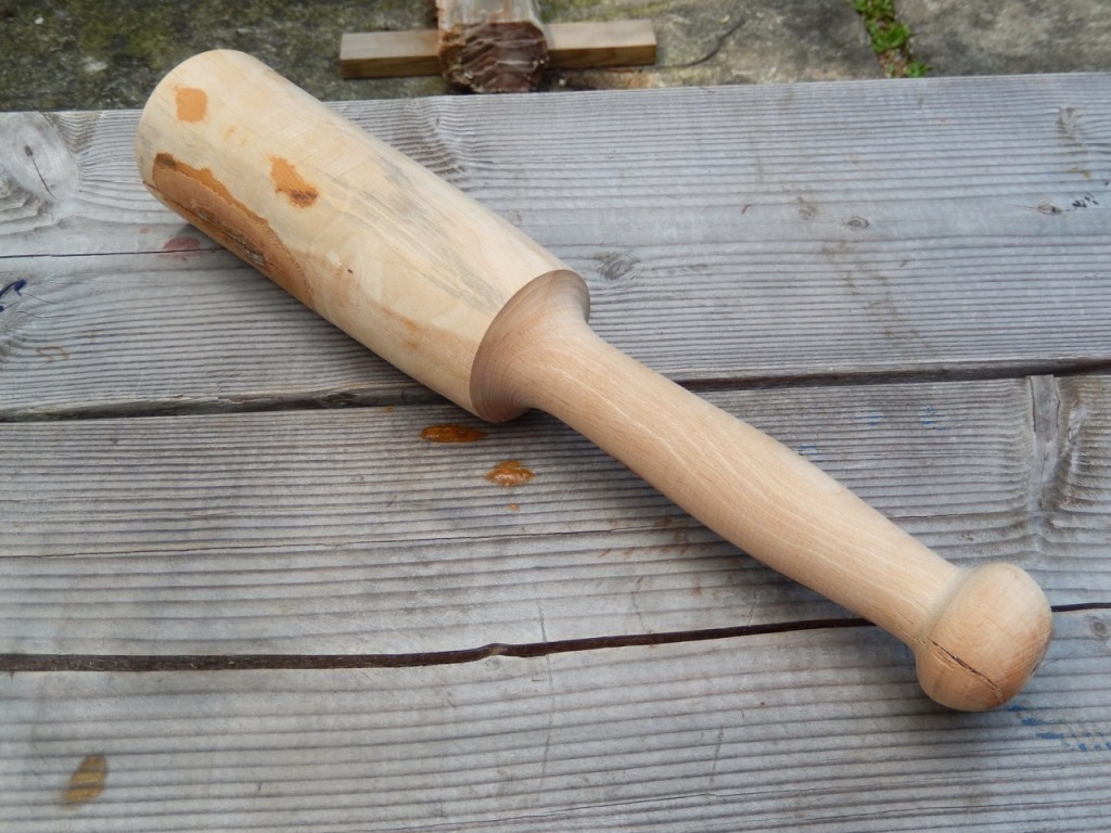 Beech mallet for a froe 3
