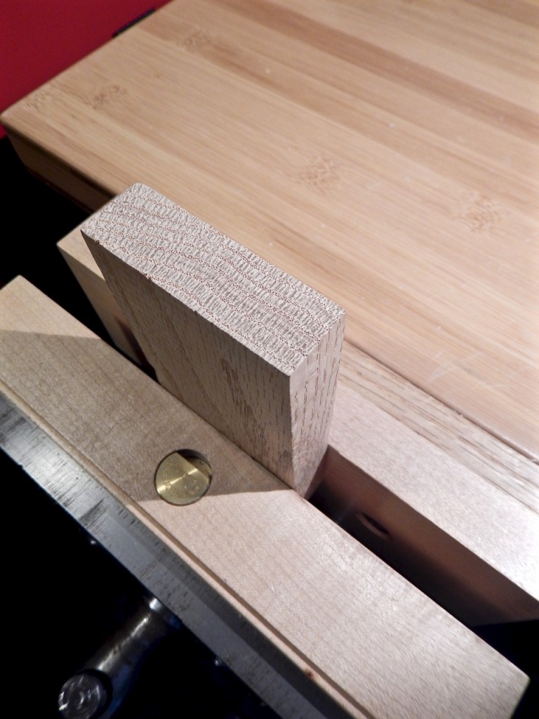 I used oak wood for my honing form but maple or beech would have been a better choice.