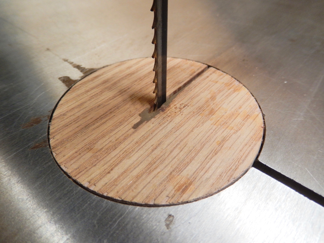 How to Make a Plywood Throat Plate for Band Saws Popular Woodworking