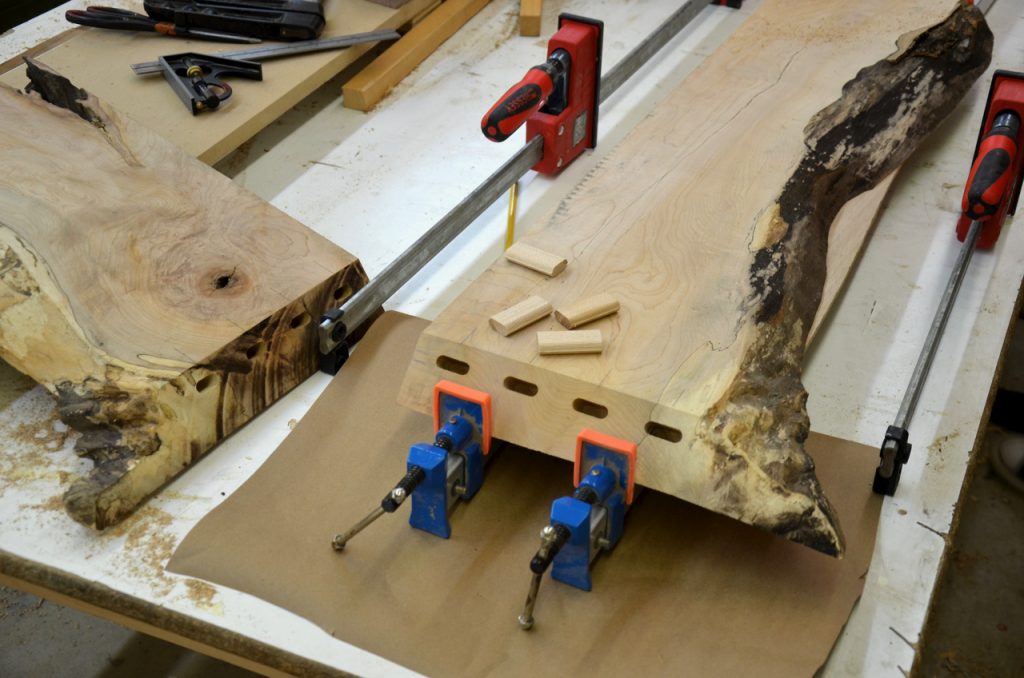 Reinforcing & Gluing a Waterfall Miter Joint Popular Woodworking Magazine