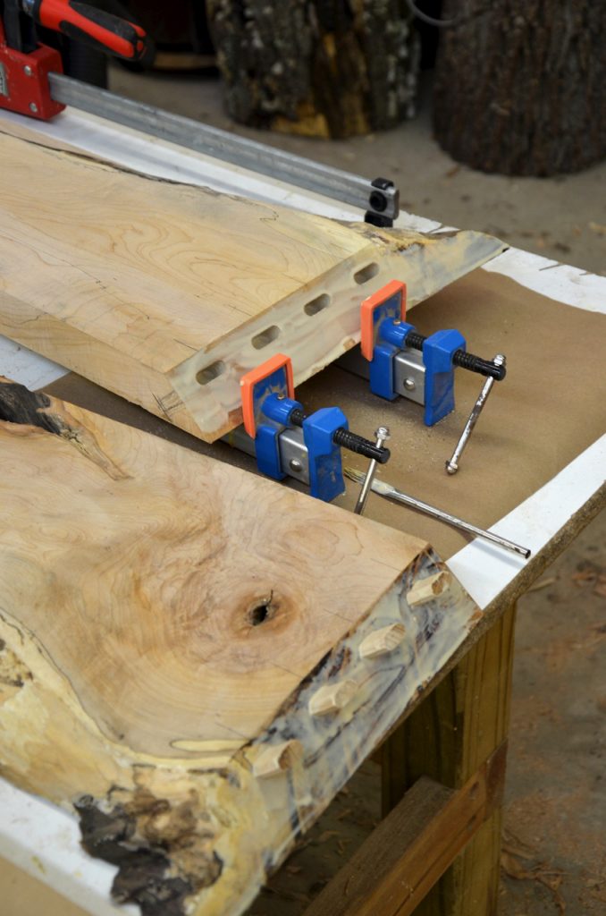 Reinforcing &amp; Gluing a Waterfall Miter Joint | Popular 