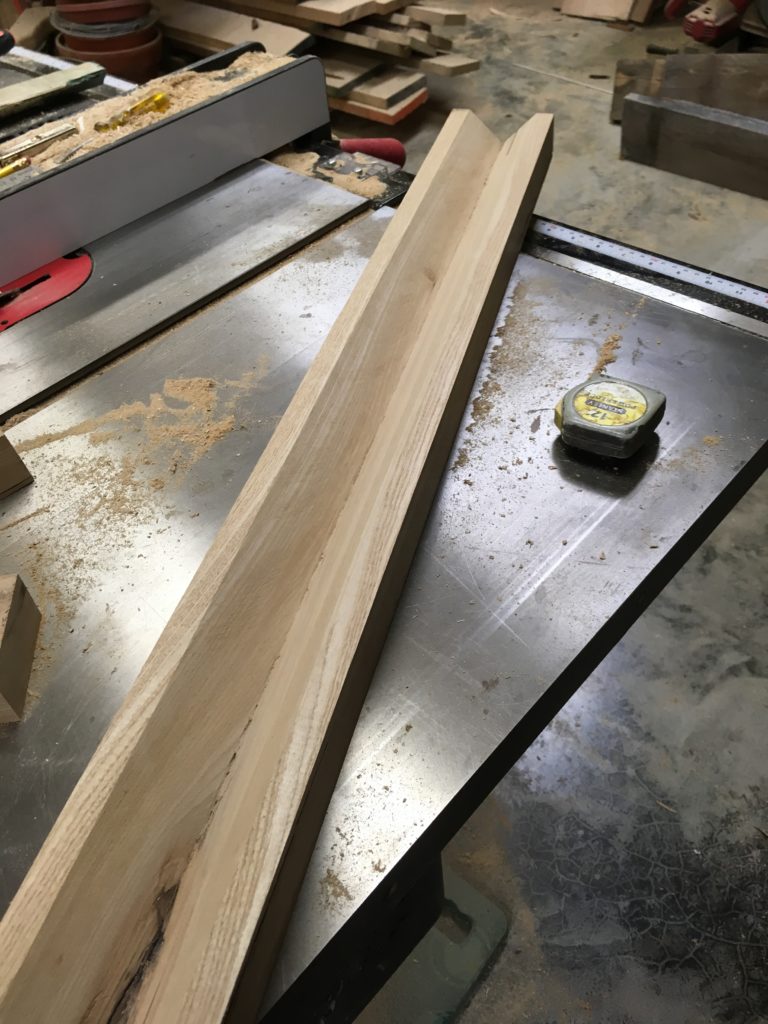 A notched, tenoned joint for stretchers of tables and chairs