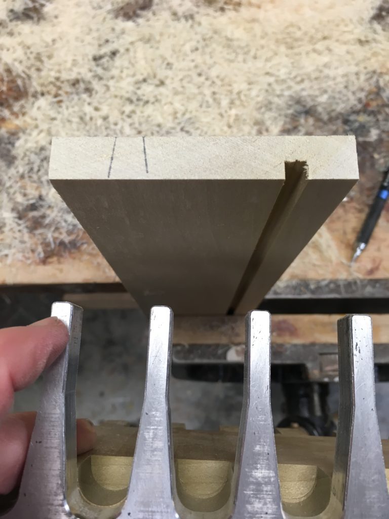 cutting dovetails with a keller jig