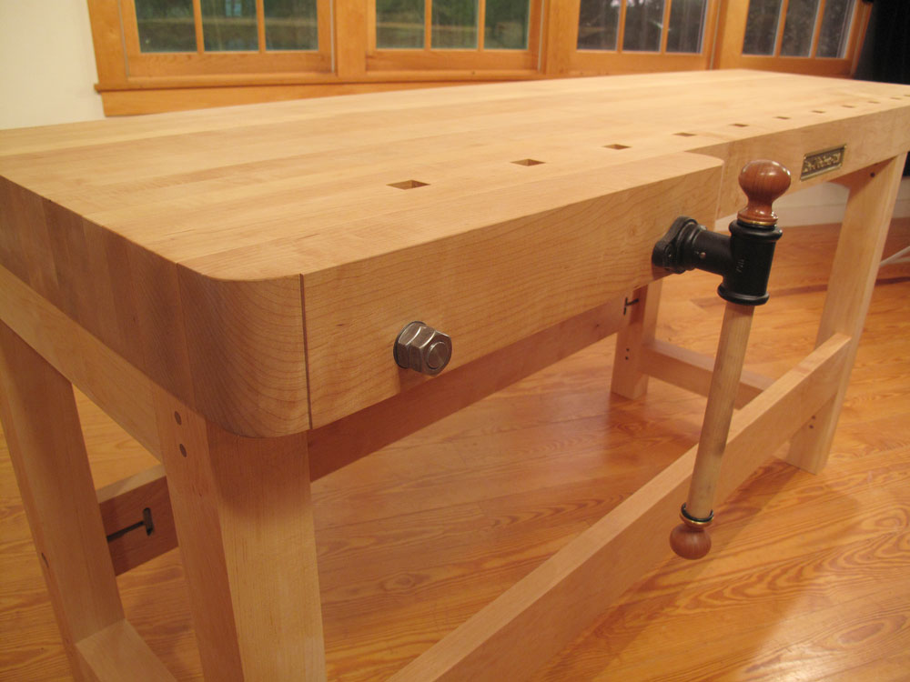 New Workbench from Lie-Nielsen Toolworks - Popular 