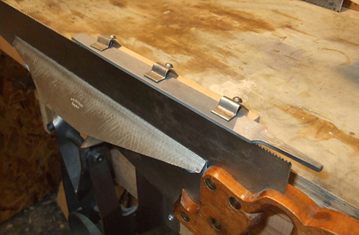 How to Sharpen Saw Blades