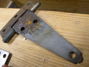 removing rust from woodworking hardware